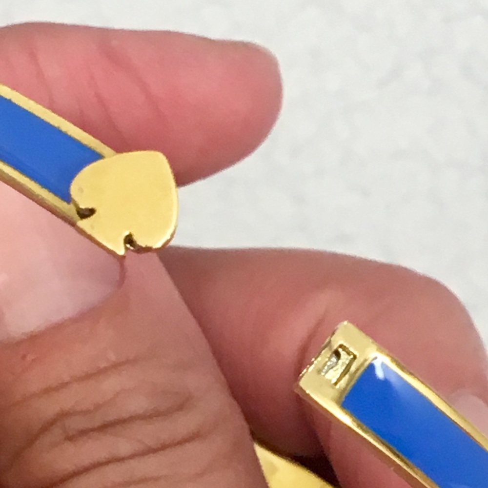 Gorgeous  NWOT kate spade  enamel hinged bangle! - Picture 5 of 6